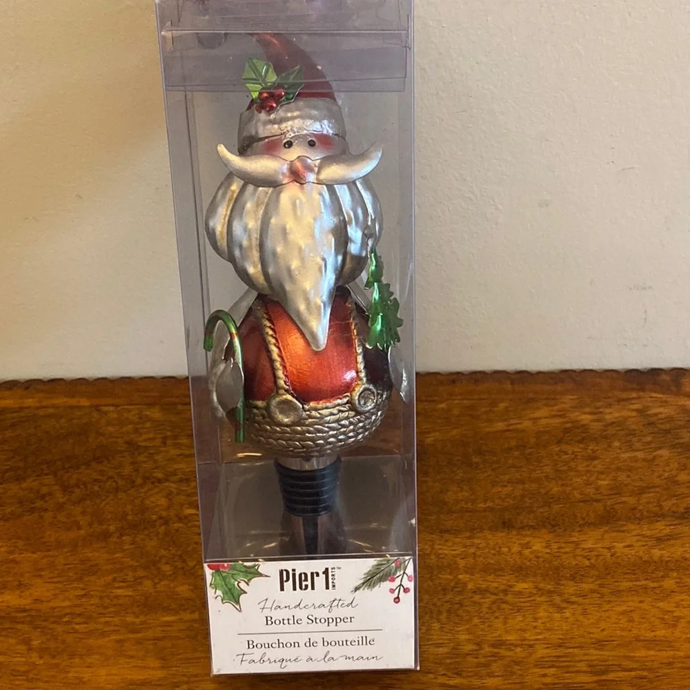 NWT Pier 1 Christmas Santa Wine Bottle Stopper Holiday New